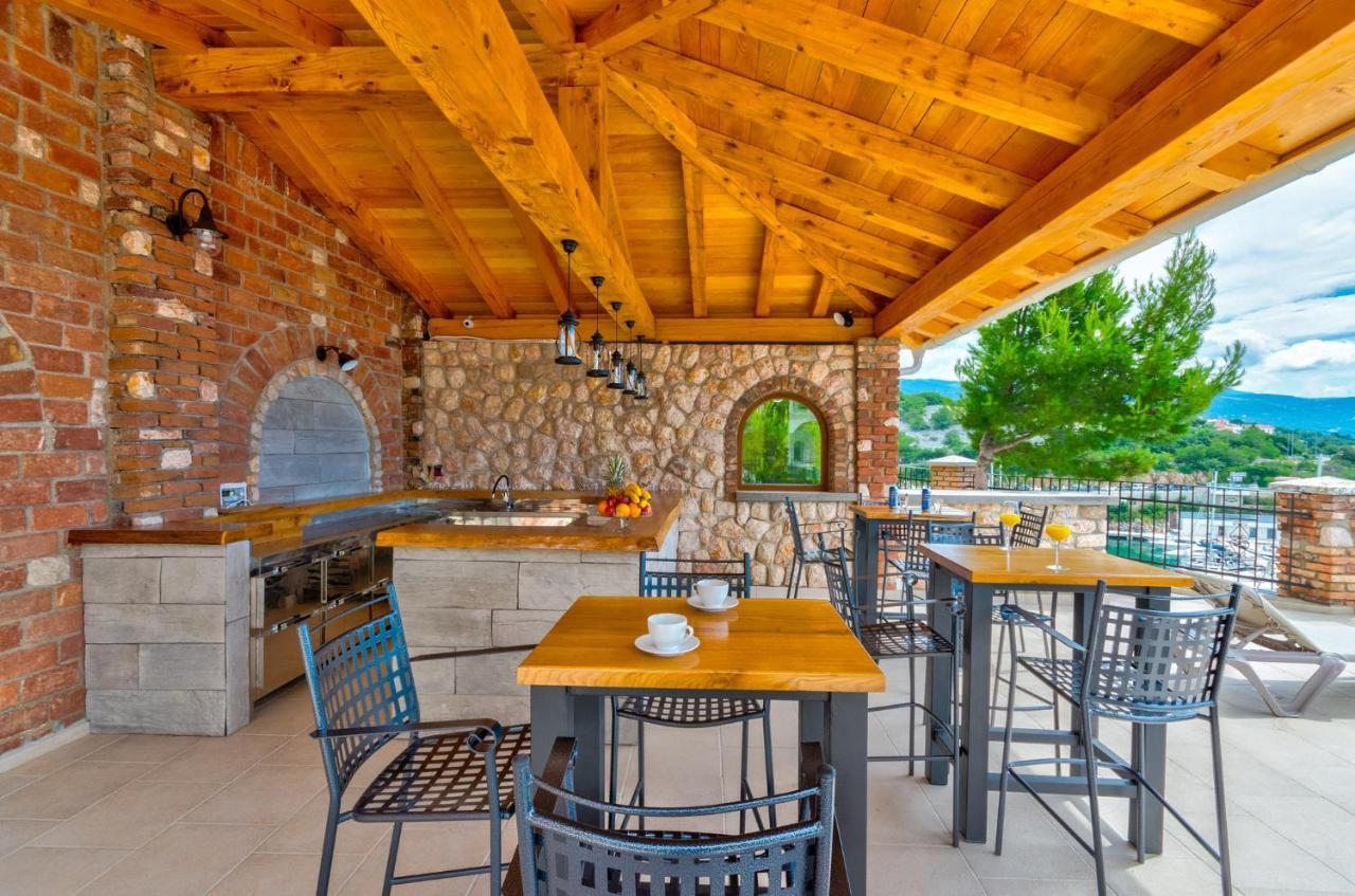 Palace Paulina B Novi Vinodolski Εξωτερικό φωτογραφία